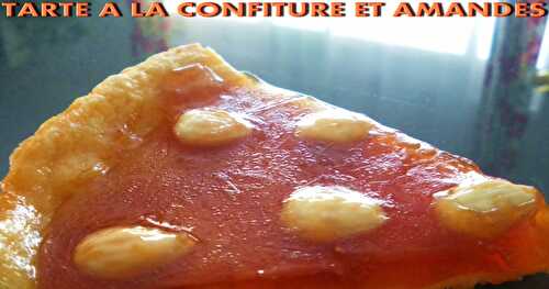 Tarte confiture et amandes