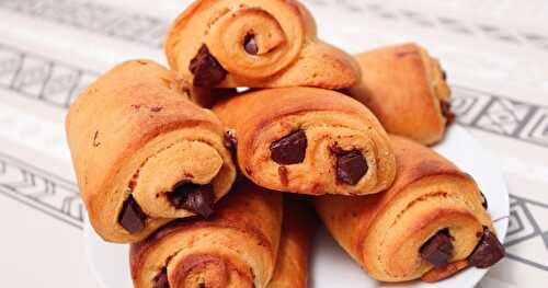 Pains au chocolat briochés à la patate douce - végan