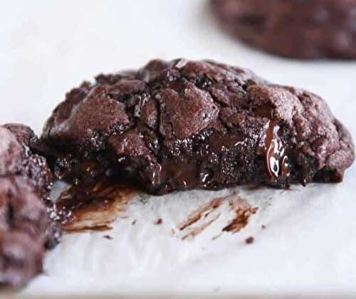 Biscuits cookies au chocolat - petits gâteau pour votre dessert.