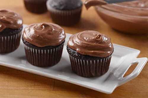 Recette Cupcakes et chantilly de chocolat - un délicieux fondant chocolat.