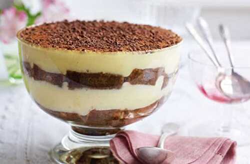 Recette tiramisu double chocolat - un délicieux dessert.