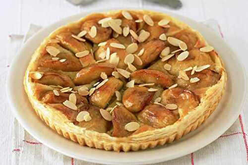 Tarte dessert aux pommes et aux amandes - un délicieux gâteau