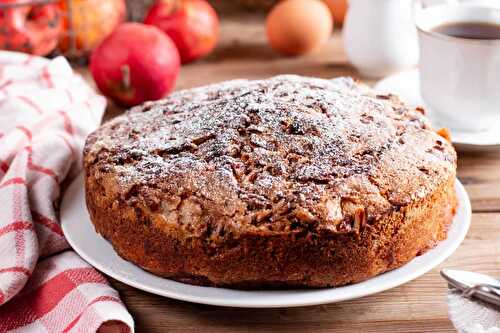 Gâteau aux pommes facile : un dessert classique !