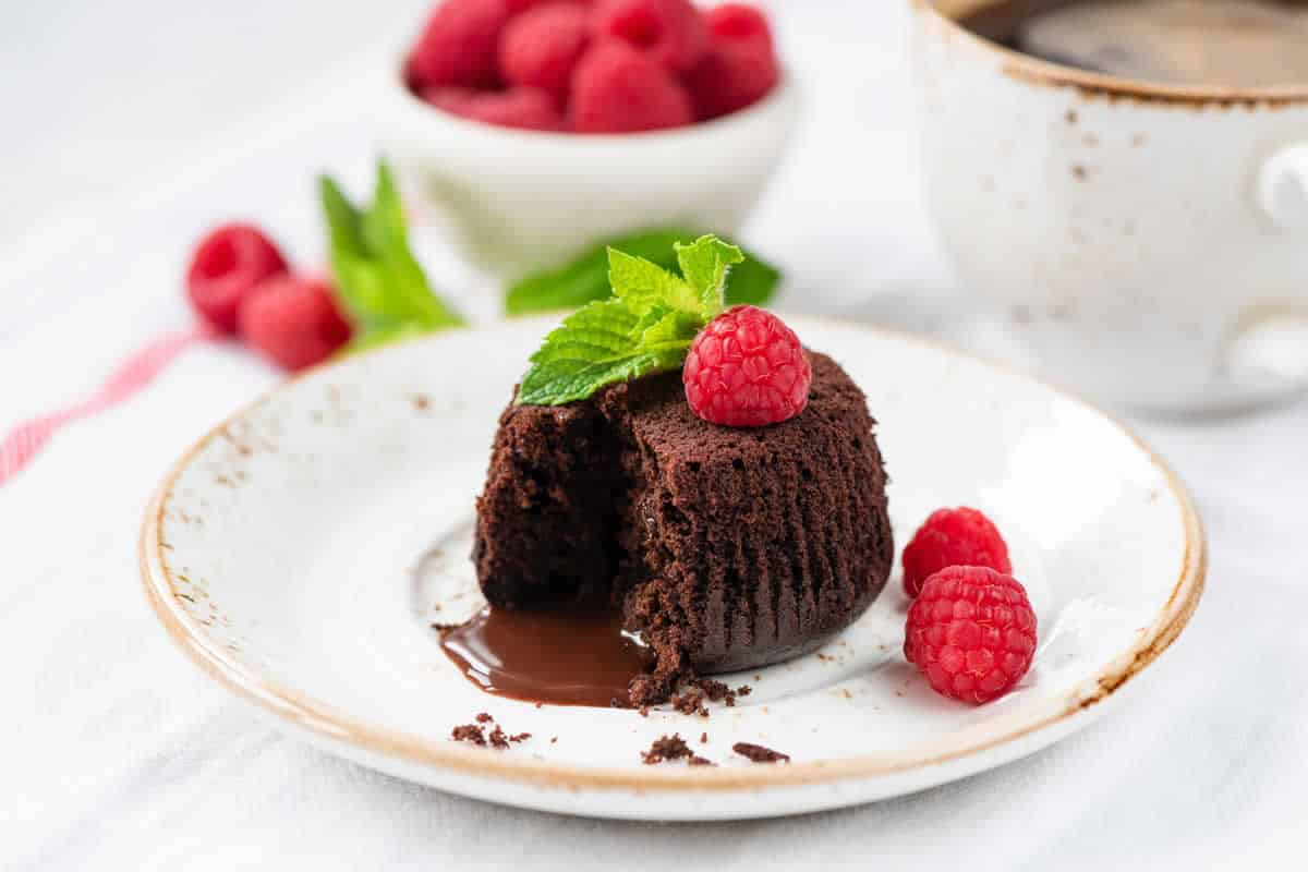 Fondant au chocolat moelleux au coeur coulant : la recette facile !