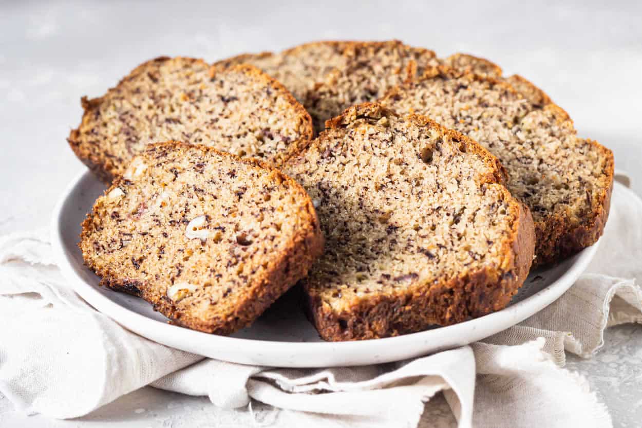 Pain aux 2 bananes et noisettes : Banana Bread Moelleux !