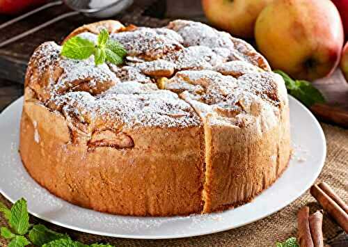 Cake au pomme facile : Le gâteau léger et moelleux !
