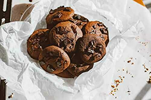 Cookies tout chocolat : croquants et savoureux