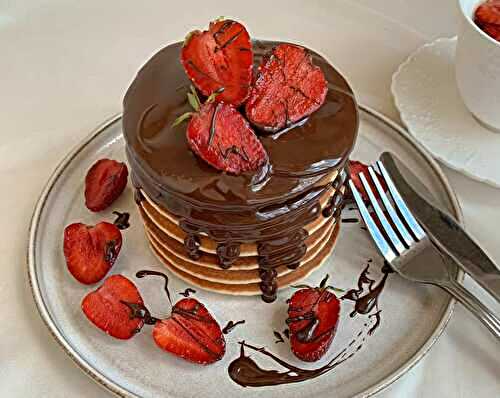 Pancakes fraises et chocolat : voici comment les rendre irrésistibles