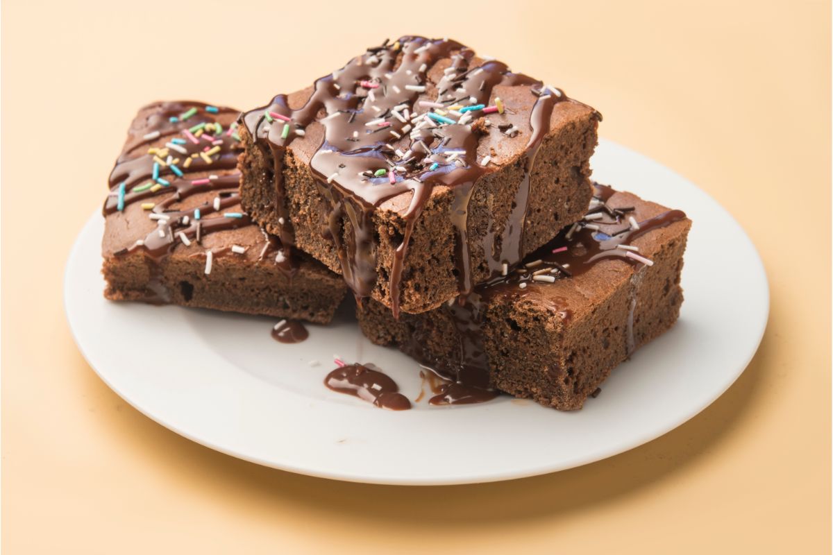 Révolutionnez Votre Pause Café avec des Brownies au Chocolat Extra Moelleux