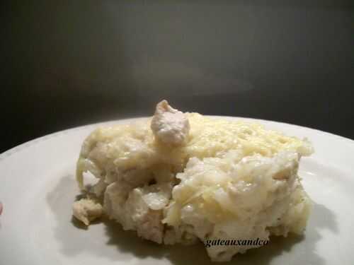 Blanc manger aux blancs de poulet rôti