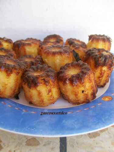 Canelés ail et fines herbes au thon