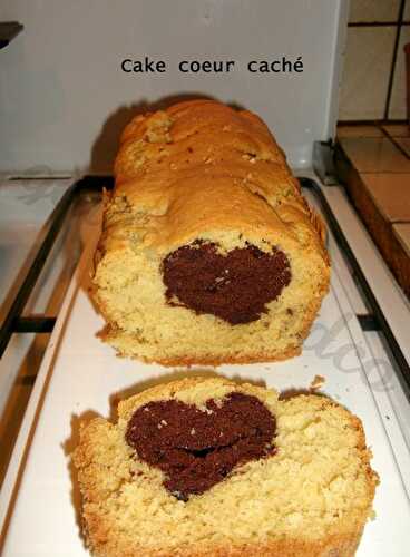 Coeur au chocolat caché dans un cake à la vanille - Gateauxandco