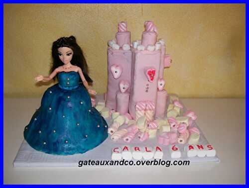 Gâteau poupée et son chateau