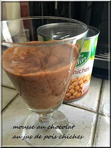 Mousse au chocolat au jus de pois chiches (vegan)