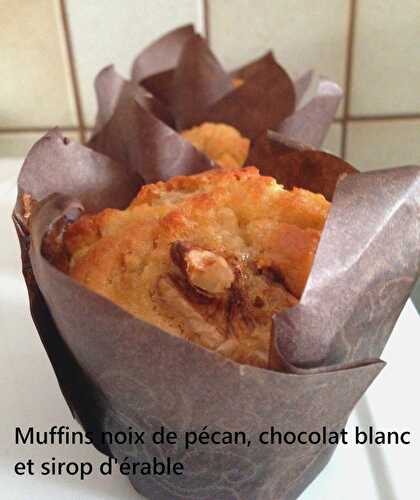 Muffins noix de pécan, chocolat blanc et sirop d'érable