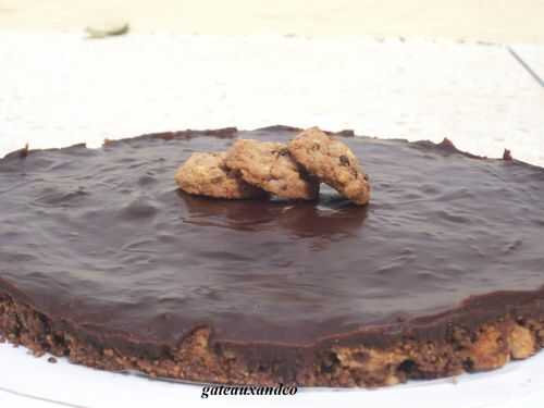 Tarte chocolat-pralinoise, sur fond de cookies