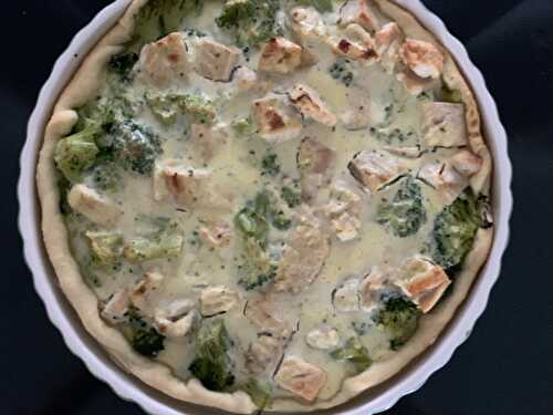 Quiche au poulet, brocoli et boursin