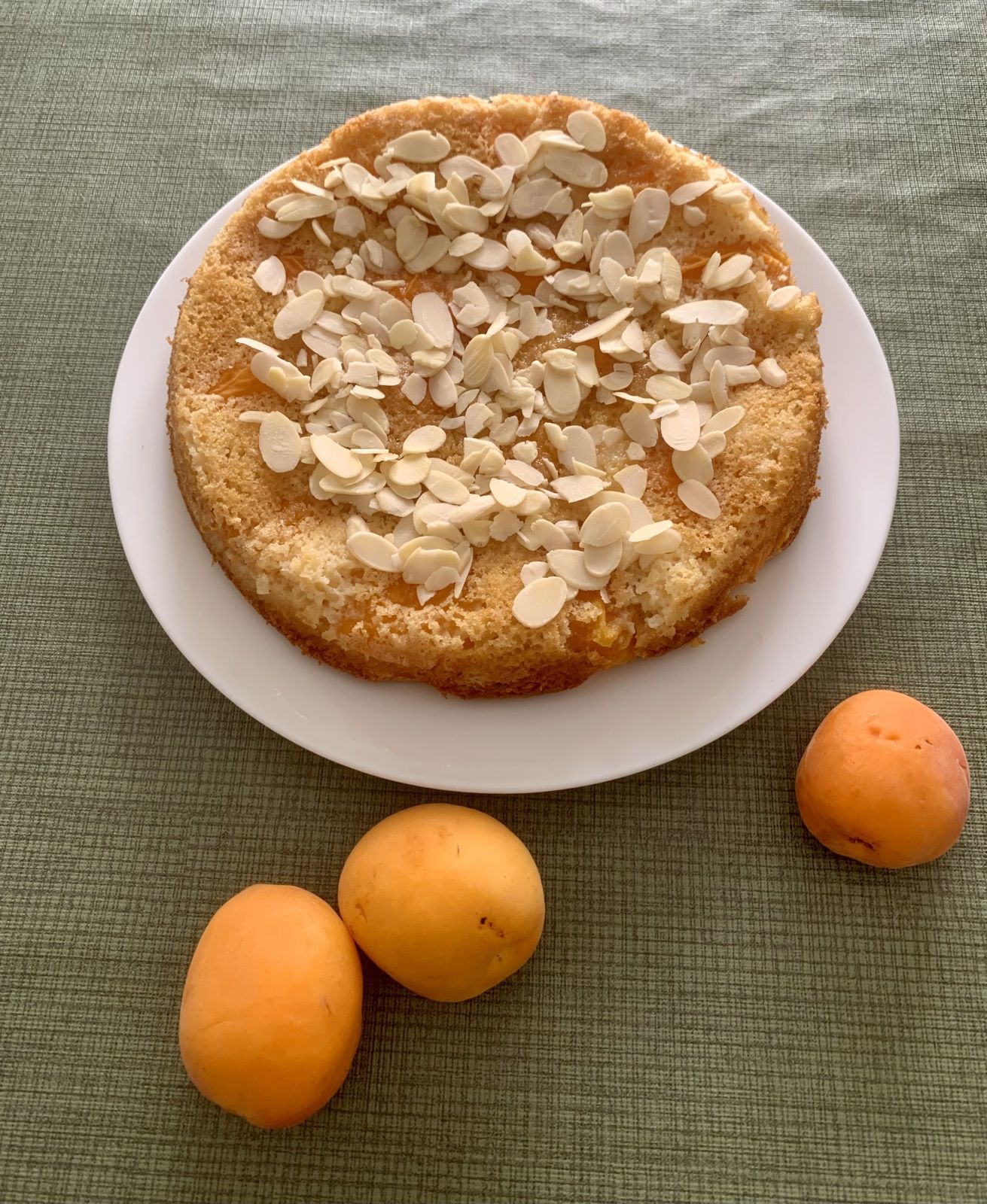 Gâteau renversé aux abricots