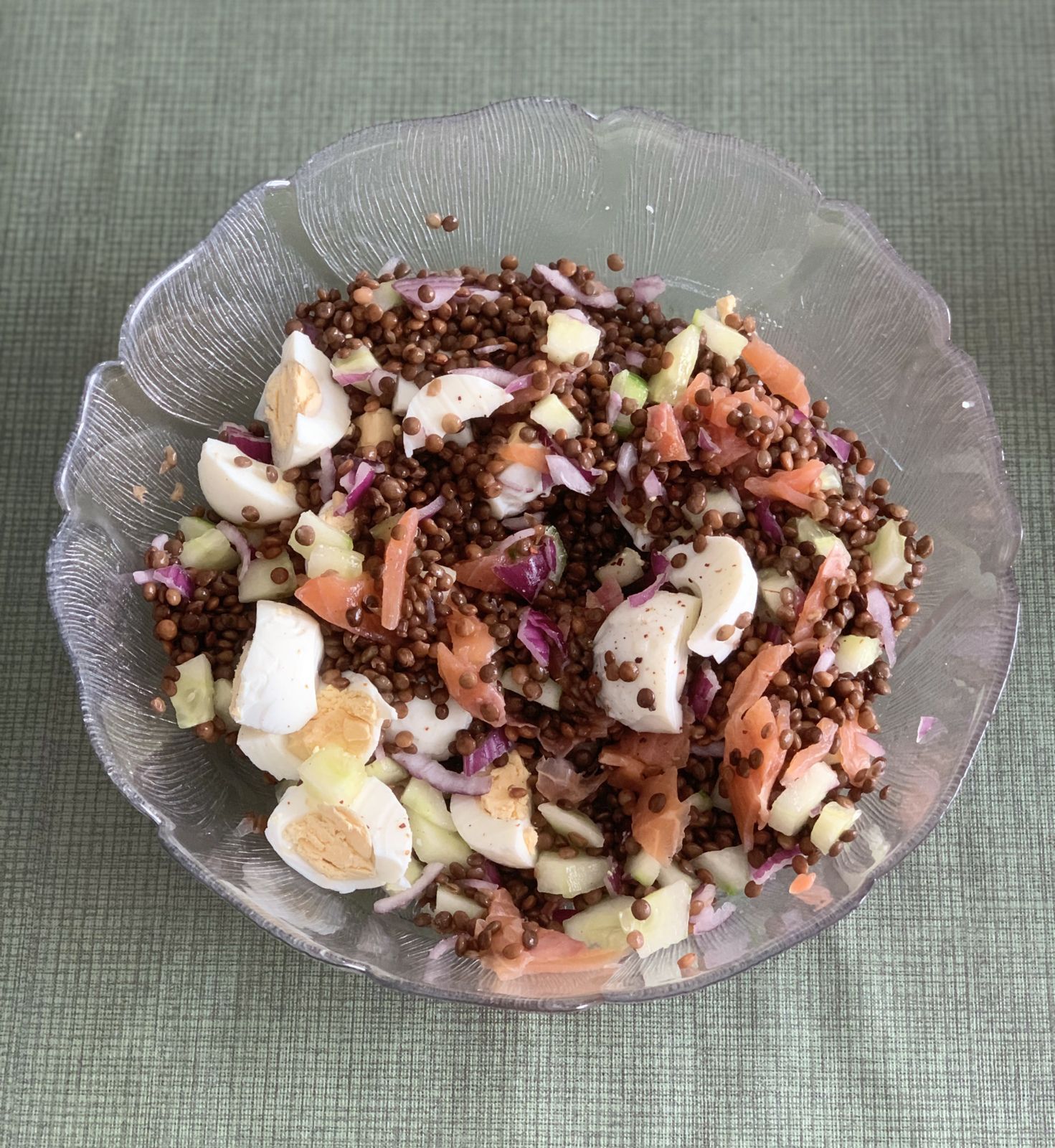 Salade de lentilles au saumon fumé