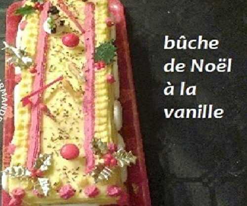 Gâteau roulé : 125 g de sucre 4 jaunes d'oeufs et 4 blancs d'oeufs en neige 100 g... - Gigi est en cuisine