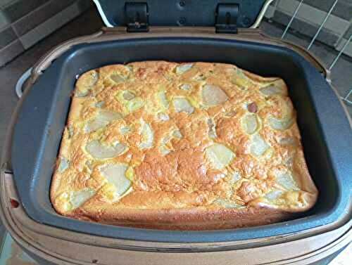 Clafouti aux poires avec le cake factory