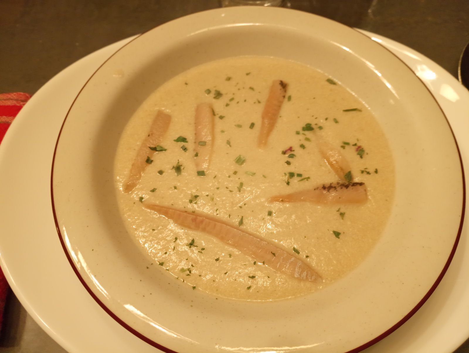 Velouté d'endives aux harengs fumés avec le compact cook pro