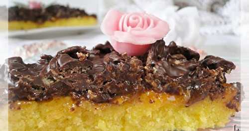 Gâteau abricoté, à la rose des sables et Bonne Fête Maman