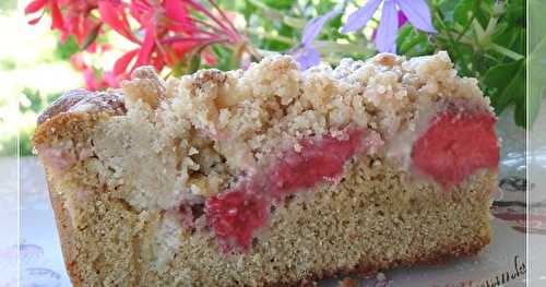 Gâteau crumble aux fraises et vanille