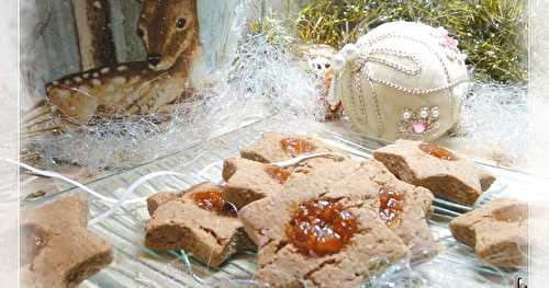 Linzer ou mini-tartes de Linz, biscuits de Noël