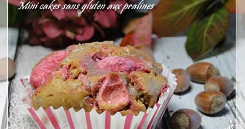 Mini-cakes sans gluten aux pralines pour octobre rose