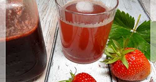 Sirop de fraises maison, au sucre de canne complet