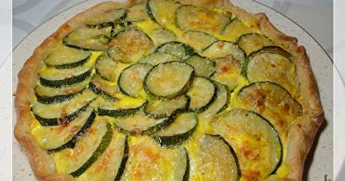 Tarte feuilletée aux courgettes et chèvre, sans gluten