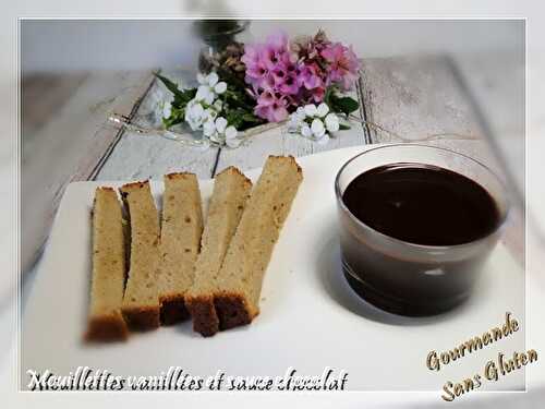 Mouillettes vanillées et sauce chocolat