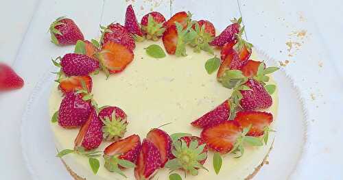 Cheesecake citron, basilic et fraises