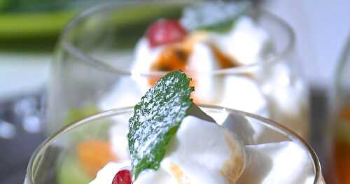 Verrine de fruit de la passion et mangue, espuma pina colada