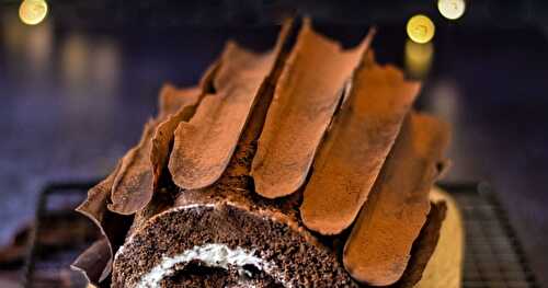 Gâteau roulé au chocolat pour faire venir le Père Noël