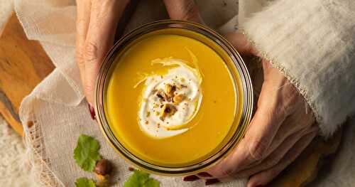 Velouté gourmand au potimarron et aux patates douces, topping noisettes 😀