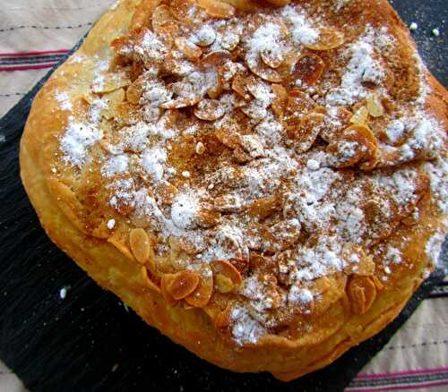 Bougatsa à la crème (pâtisserie grecque)