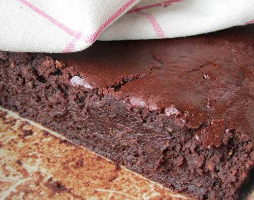 Brownie fondant sans beurre aux noix du Périgord | GOURMANDISE SANS FRONTIERES