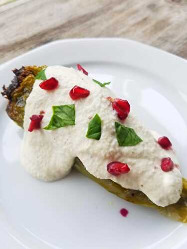 Chiles en nogada, piments farcis, sauce aux noix {Mexique}