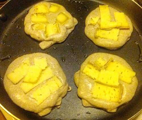 Chisciölin (chisciöl) galettes de sarrasin et fromage d'Italie