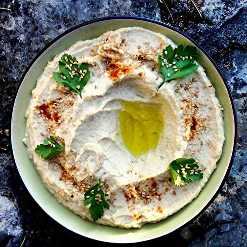 Houmous gascon aux noix et ail blanc de Lomagne