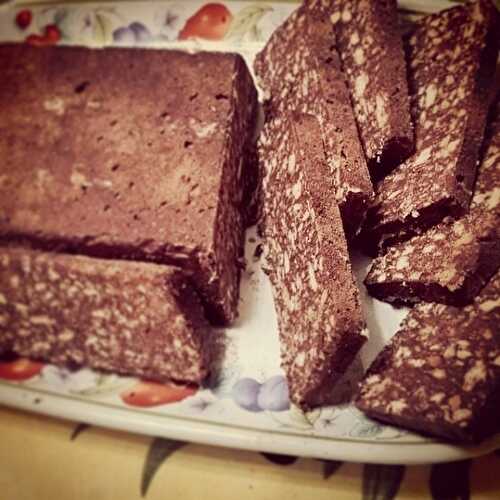 Le gâteau au chocolat le plus rapide du monde (sans cuisson)