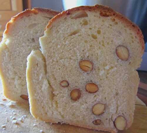 Pain de mie aux amandes