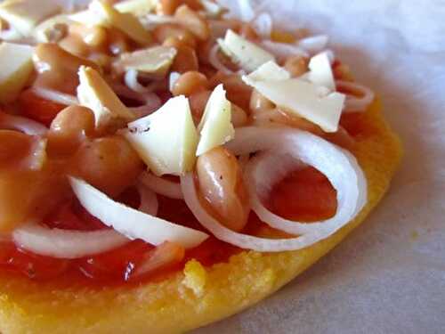 Pizzalenta, pizza à la polenta, haricots Tarbais et fromage de brebis