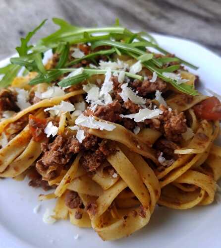 Ragù alla bolognese à la saucisse de Toulouse (recette italienne)