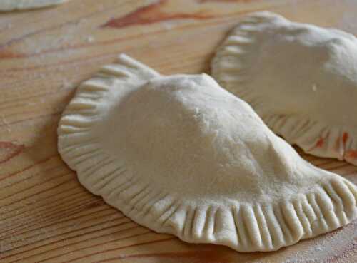 Recette des panzerotti au four au fromage et à la salade rouge Trévise