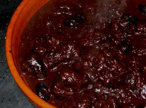 Soirée cuisine noire avec la recette d'une daube noire au Cahors