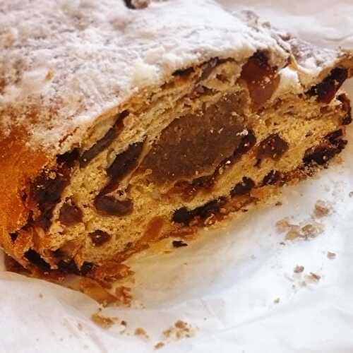 Stollen à la pâte d'amandes et fruits secs (Marzipanstollen)