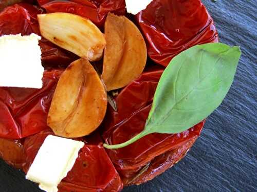 Tarte « tatin » aux tomates et à l'ail rose de Lautrec